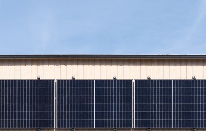 Solceller på fasad